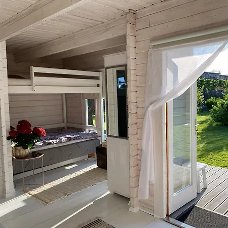 펜션 Breeze Gardenhouse 페르누